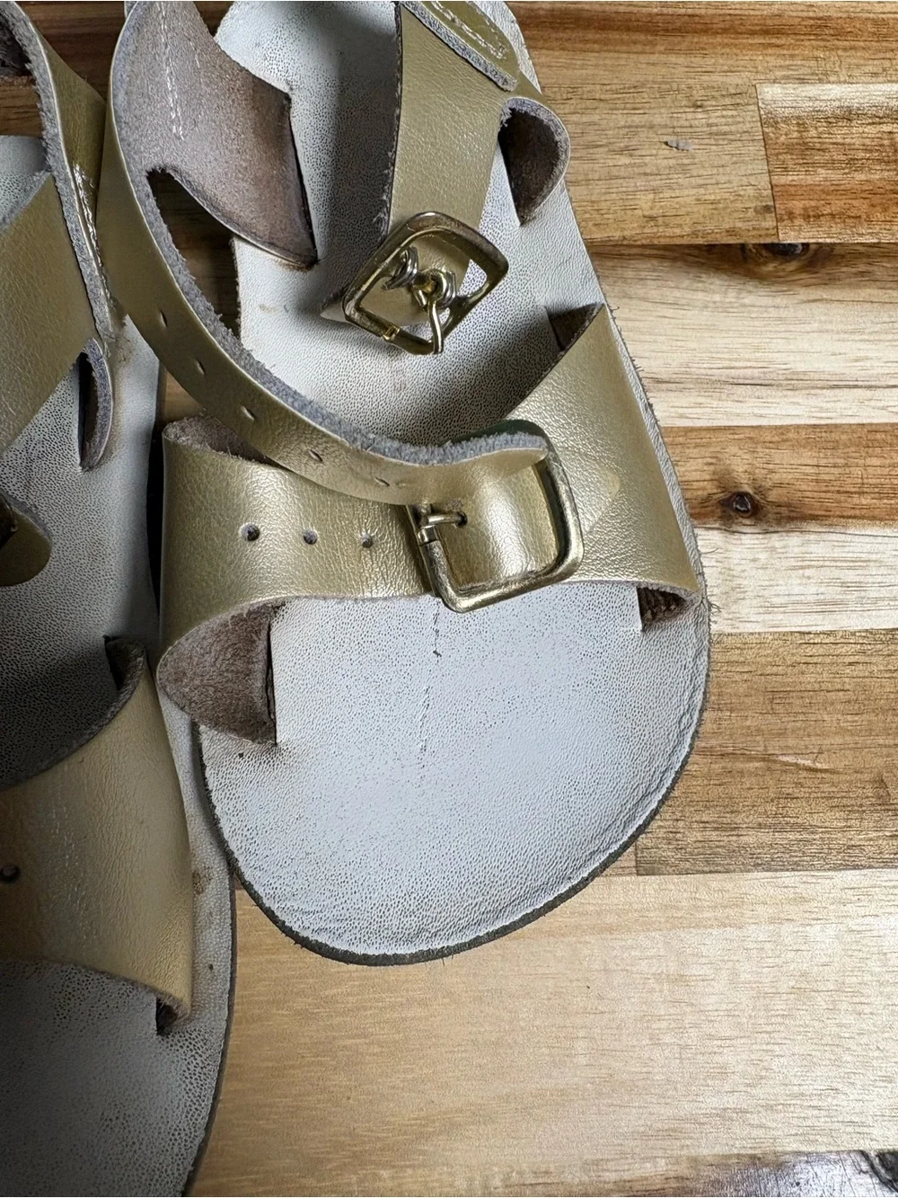Sun Sans Surfer Metallic Gold Strappy Buckle Sandals